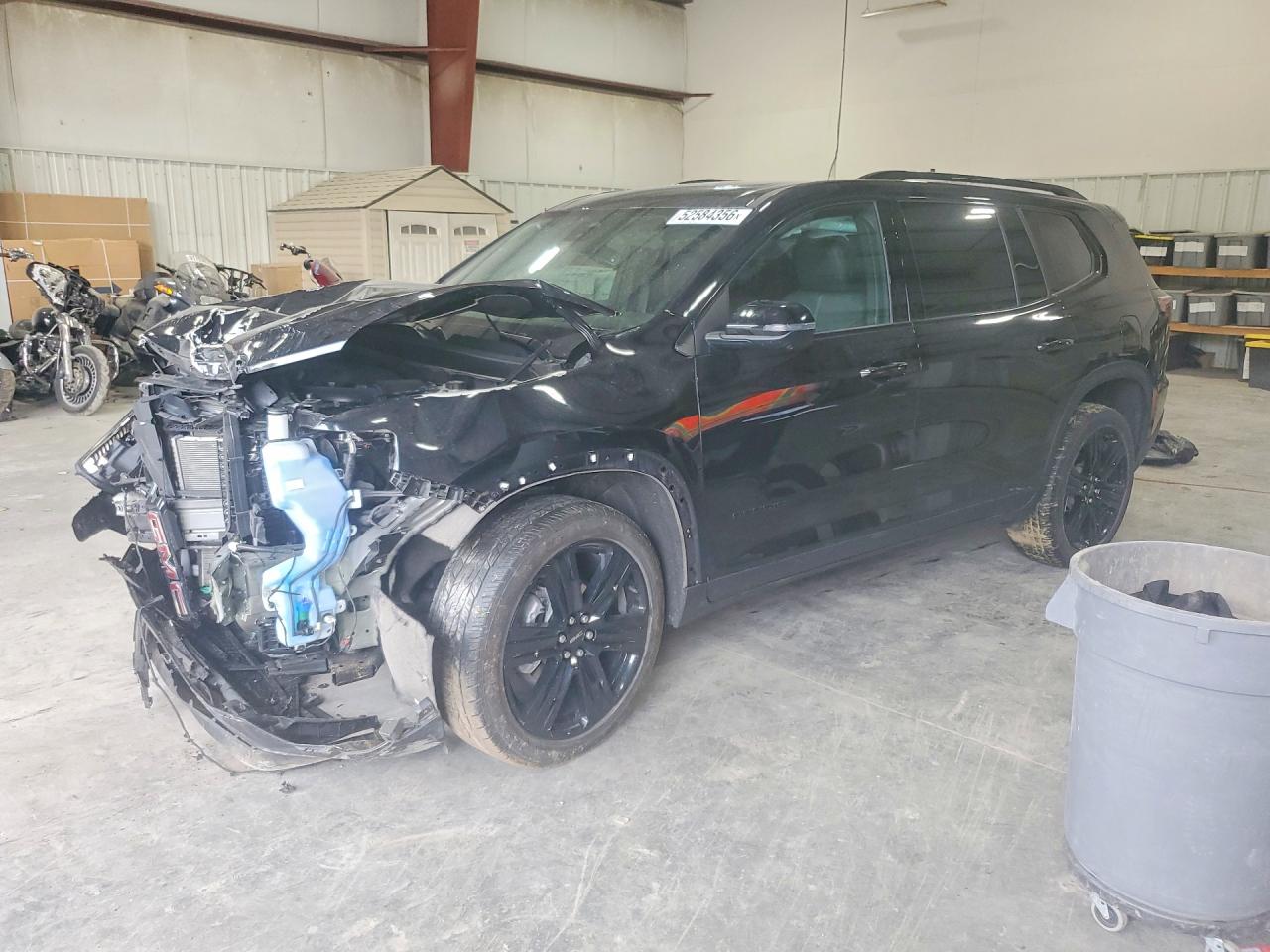 Salvage GMC Acadia Image