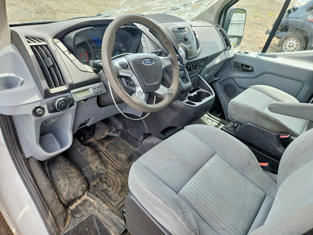 Ford Transit T-250