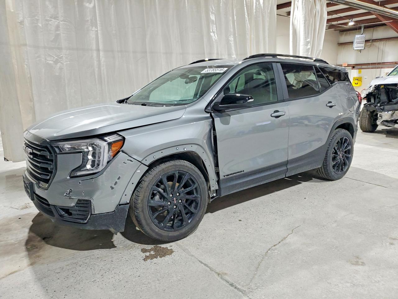 Salvage GMC Terrain Image