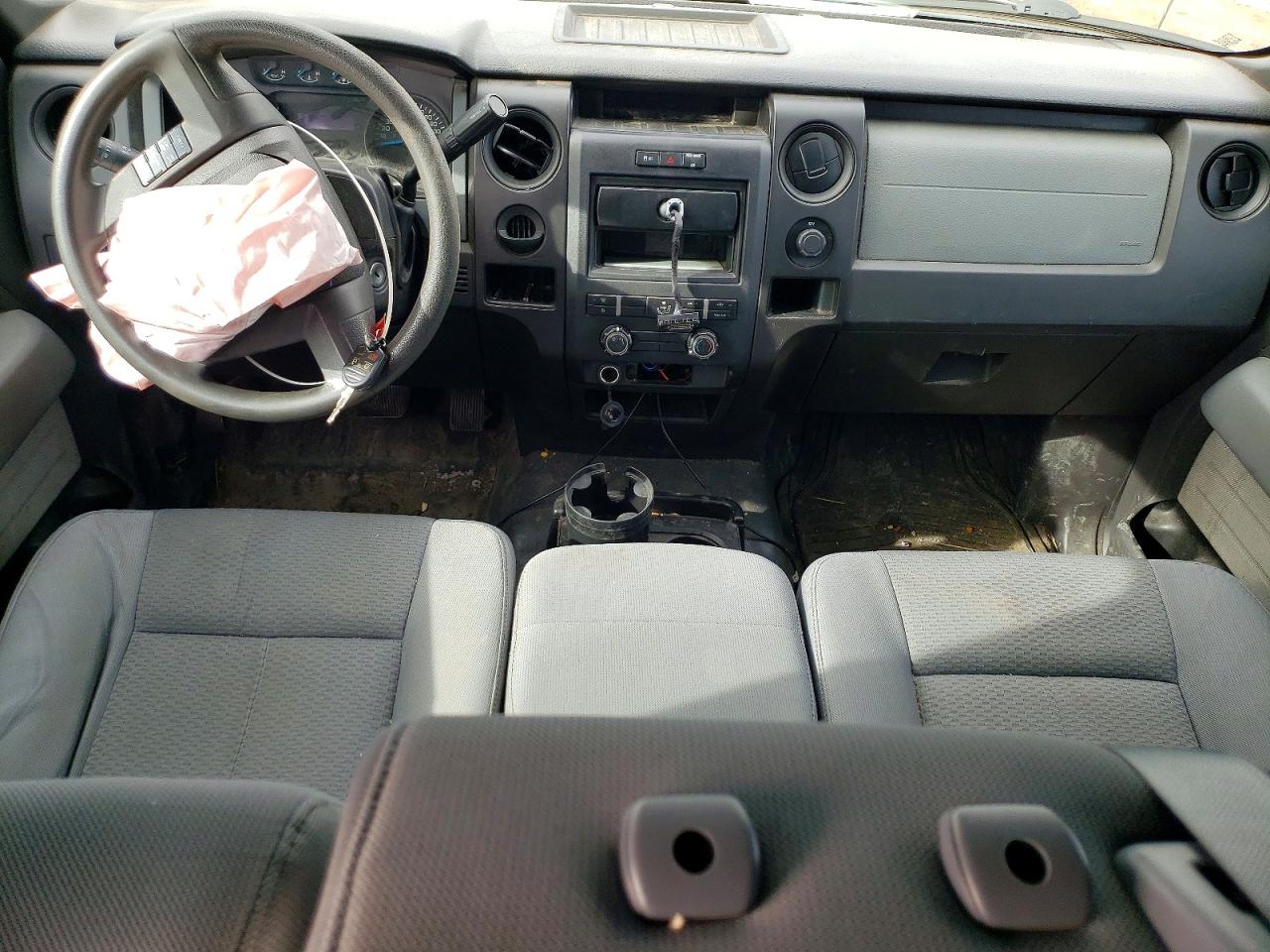 Ford F-150 Super Cab