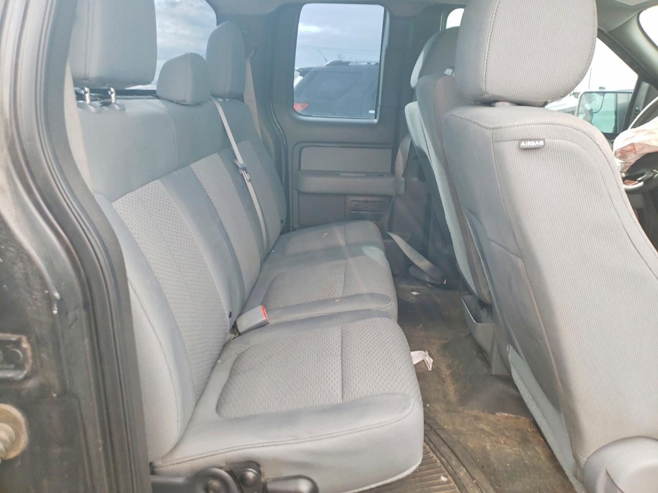 Ford F-150 Super Cab