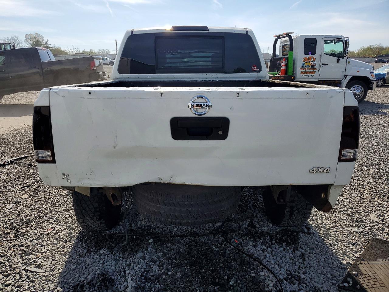 Nissan Titan S
