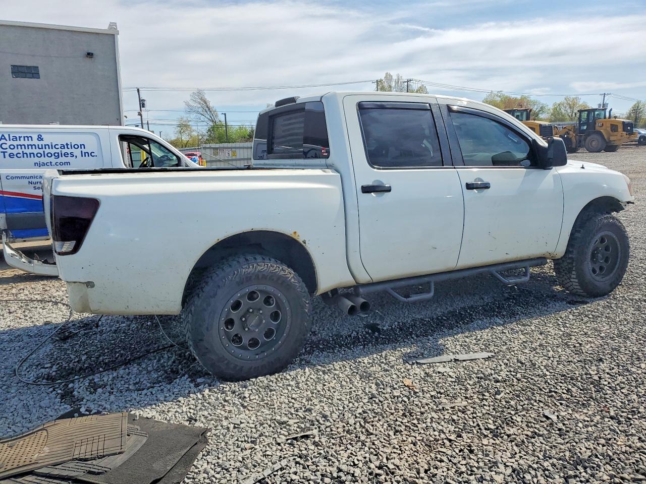 Nissan Titan S