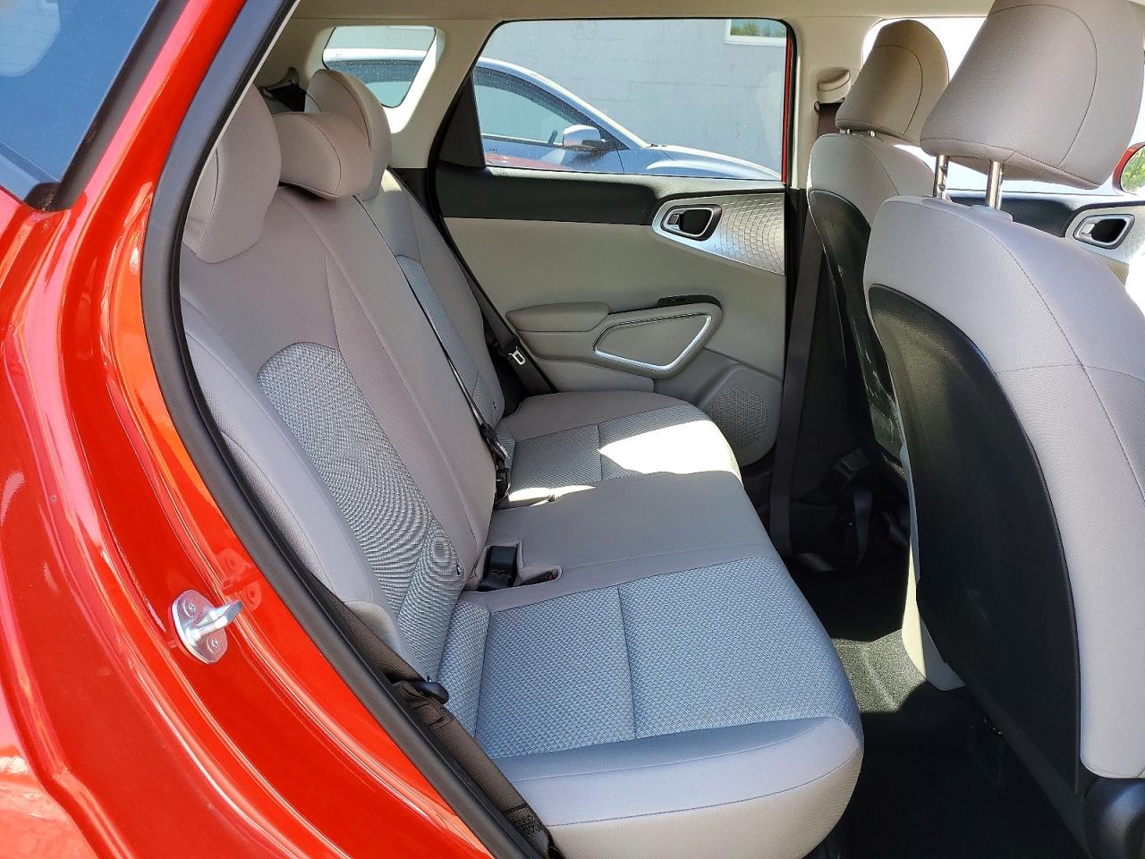 Kia Soul Lx