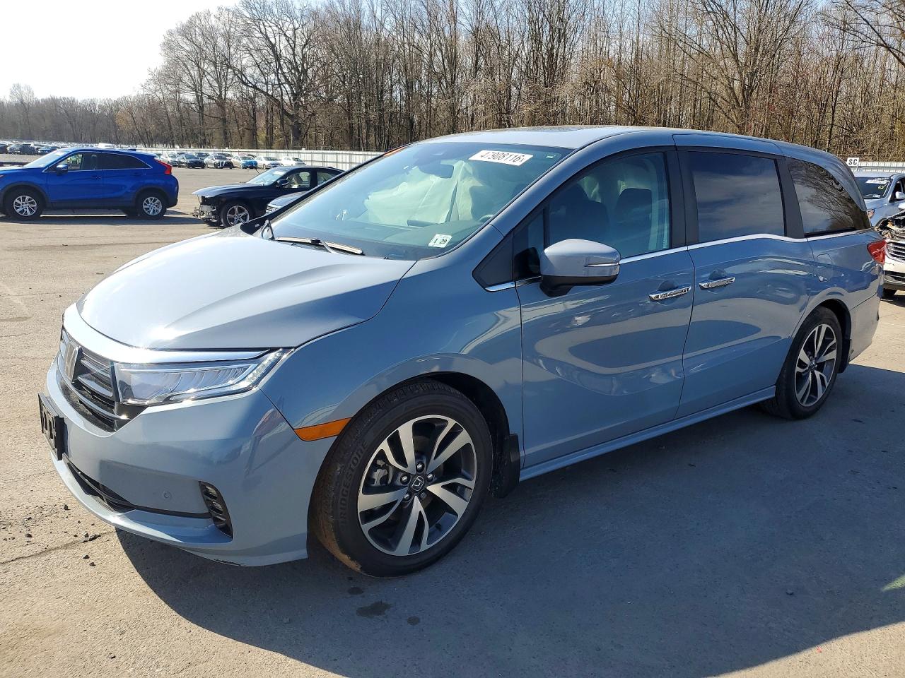 Salvage Honda Odyssey Image