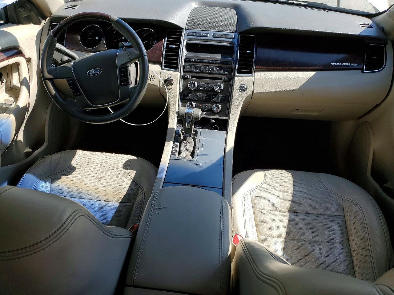 Ford Taurus