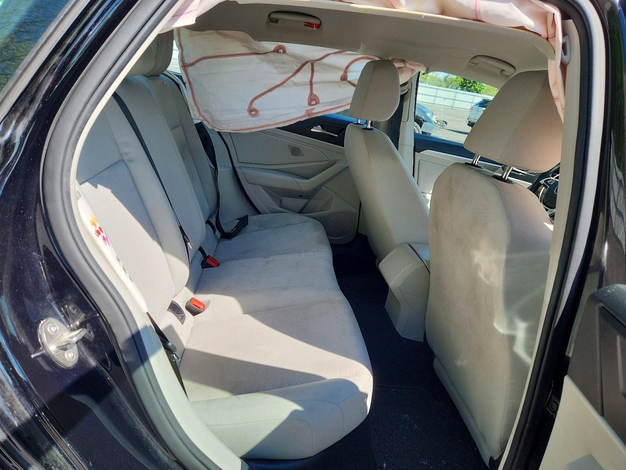Volkswagen Jetta S