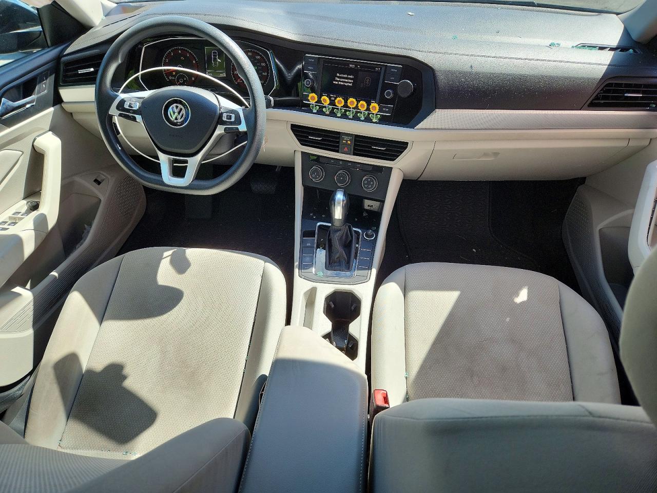Volkswagen Jetta S