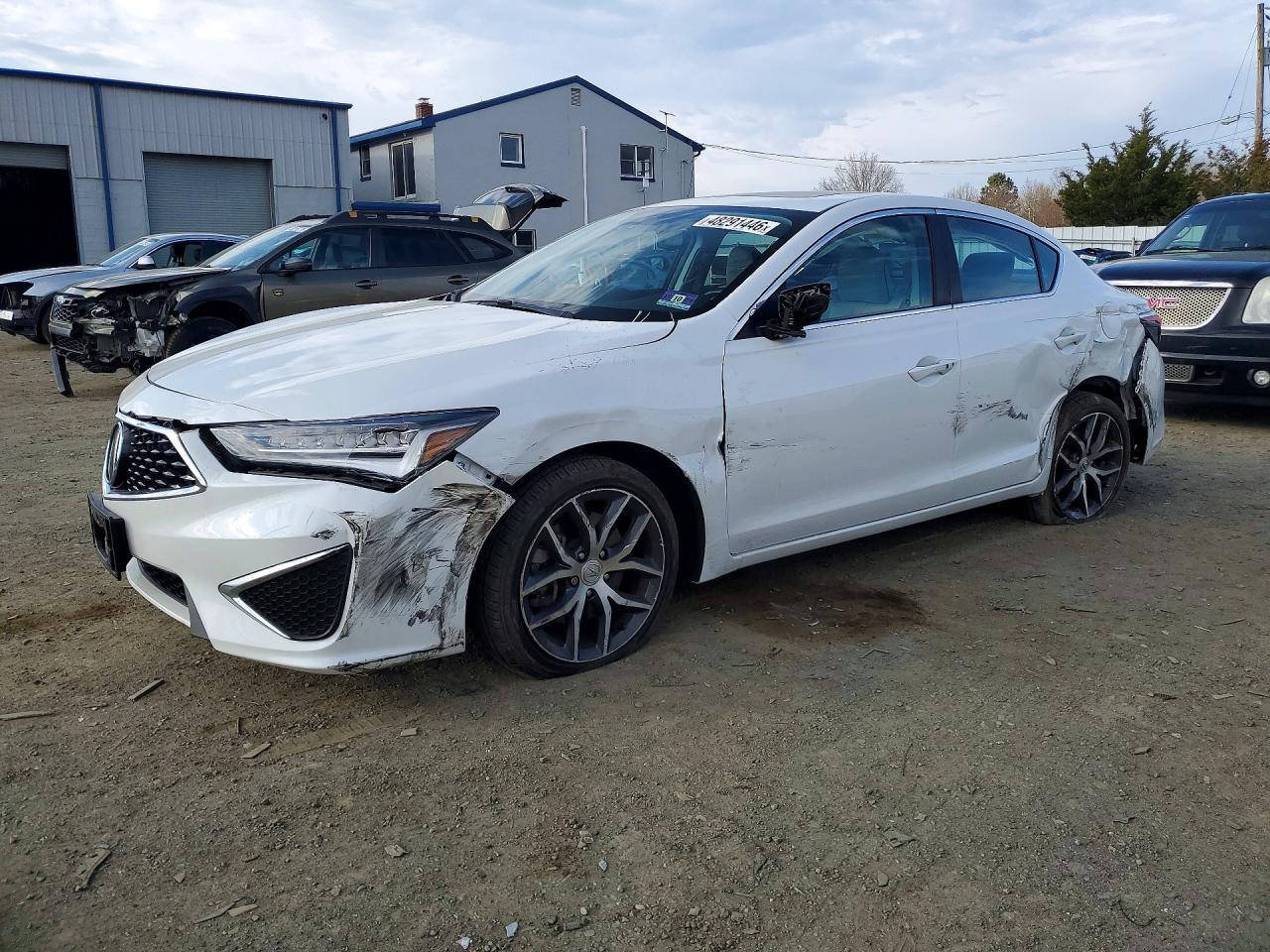 Salvage Acura ILX Image