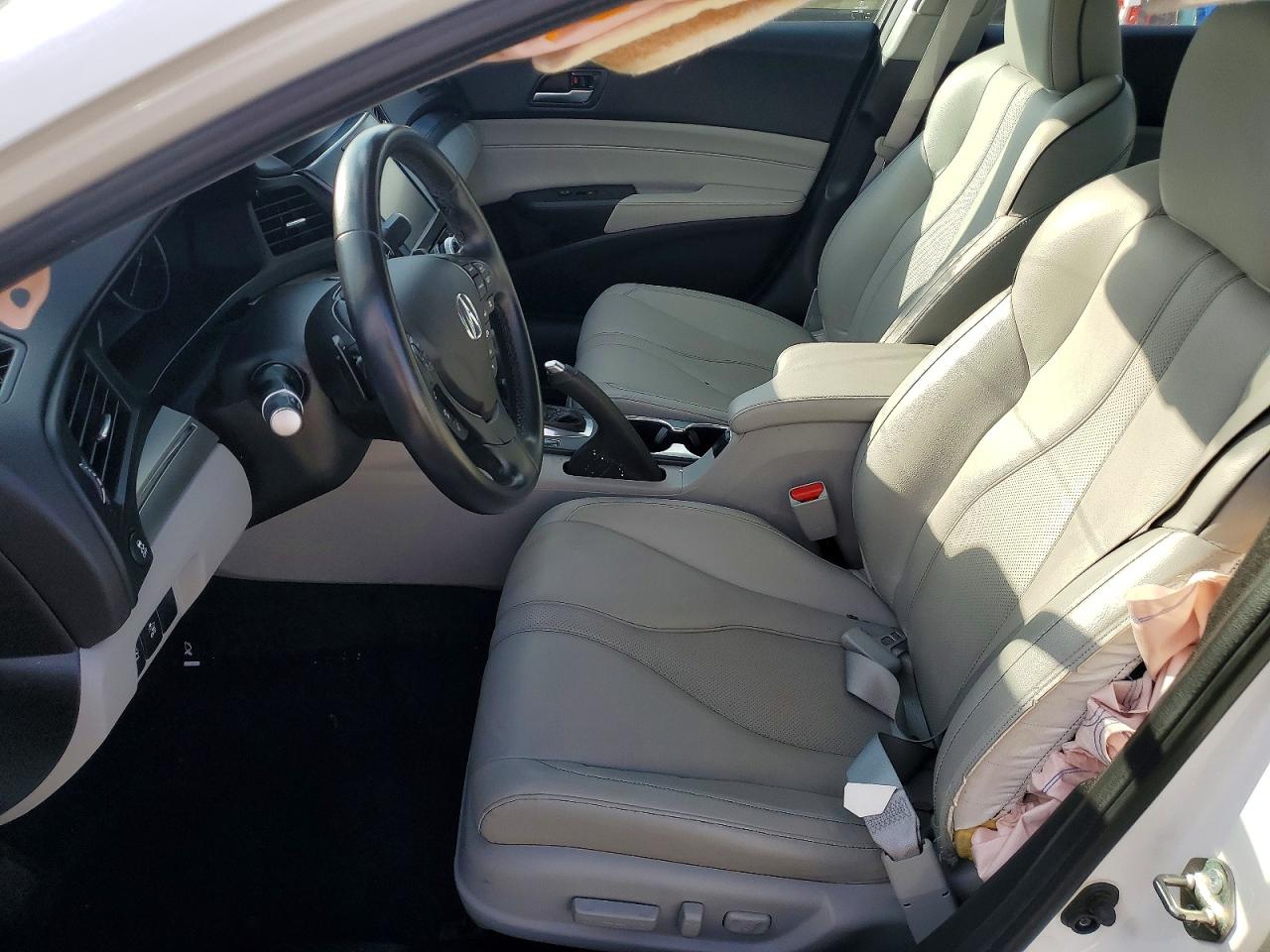 Acura ILX Premium