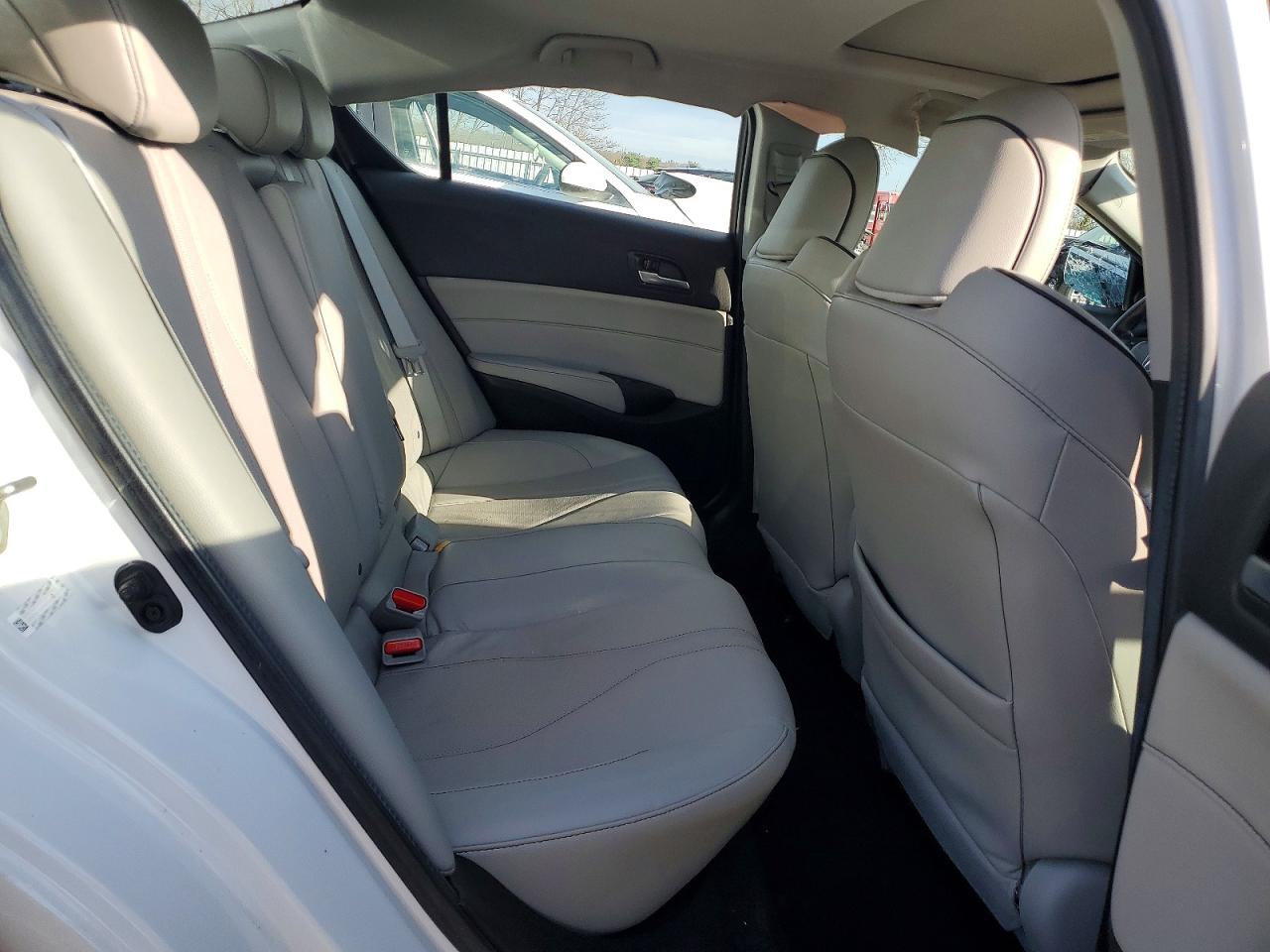 Acura ILX Premium