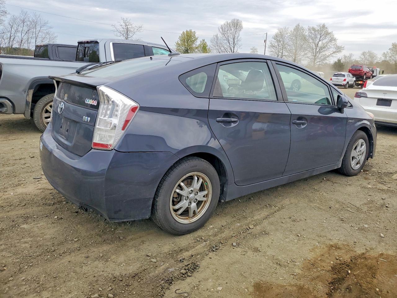 Toyota Prius Three