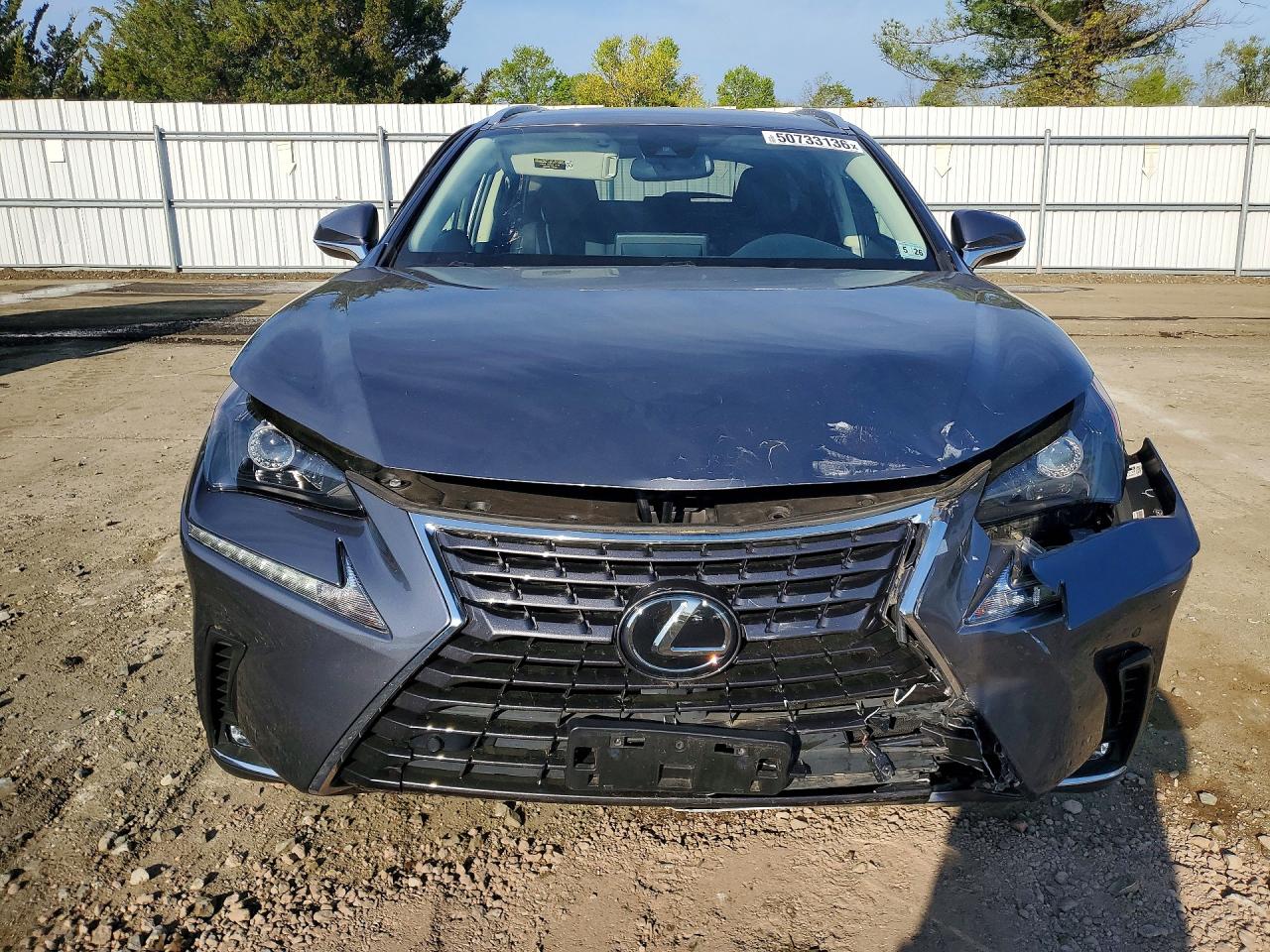 Lexus NX Base