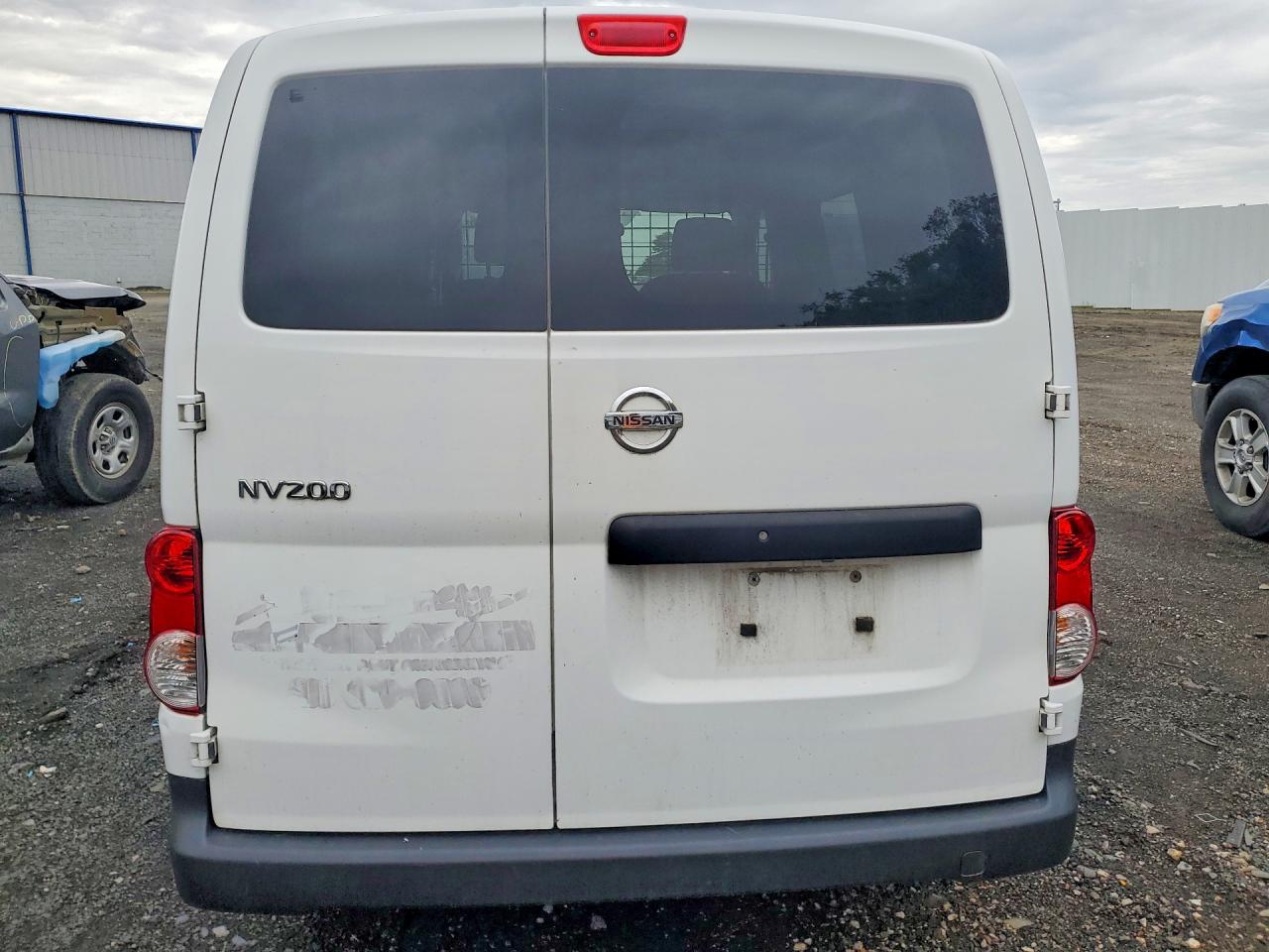 Nissan Nv S