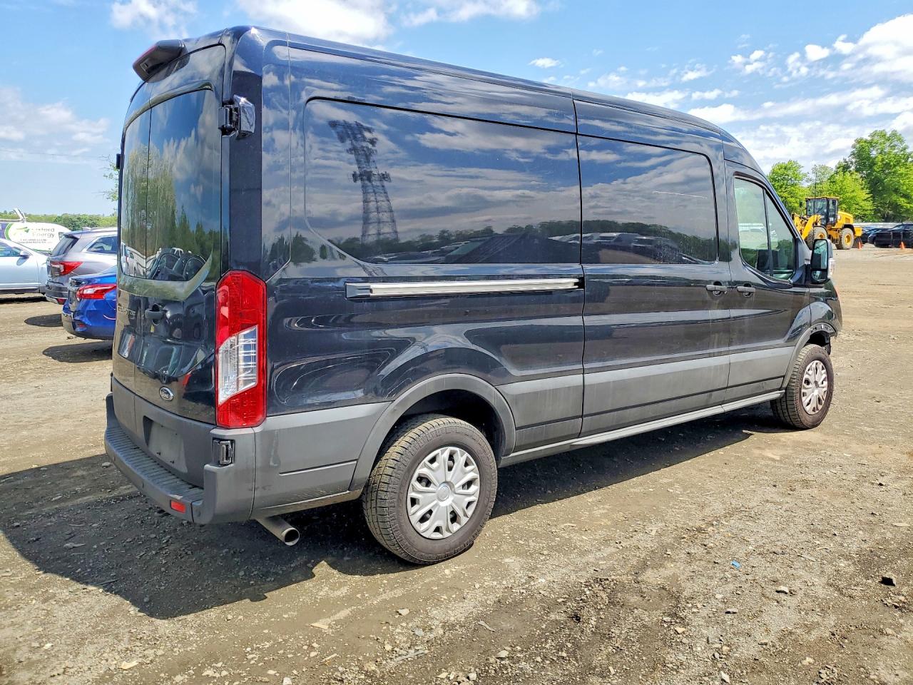 Ford Transit T-250