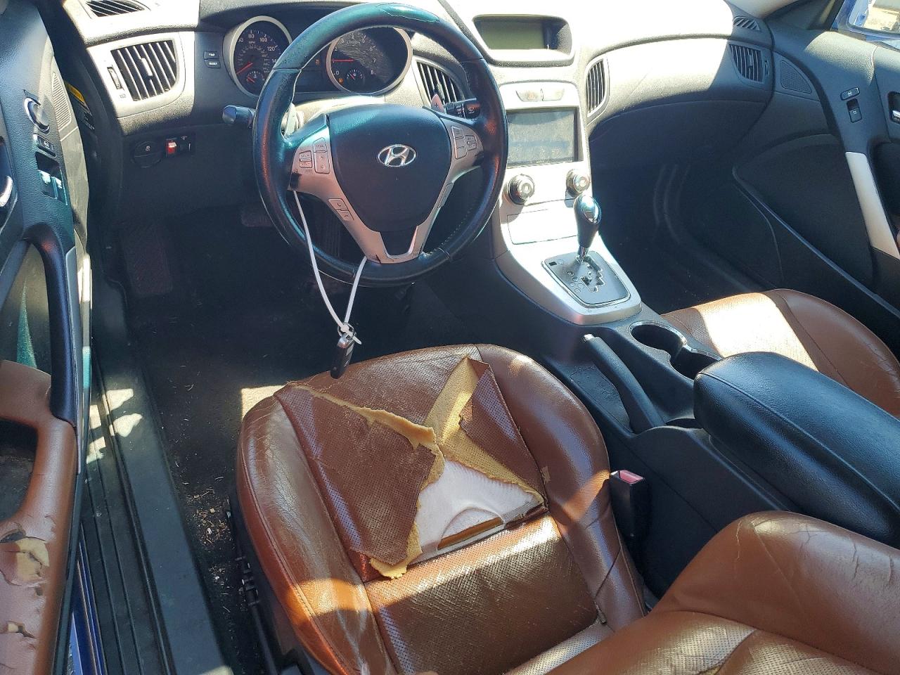 Hyundai Genesis 2.0t
