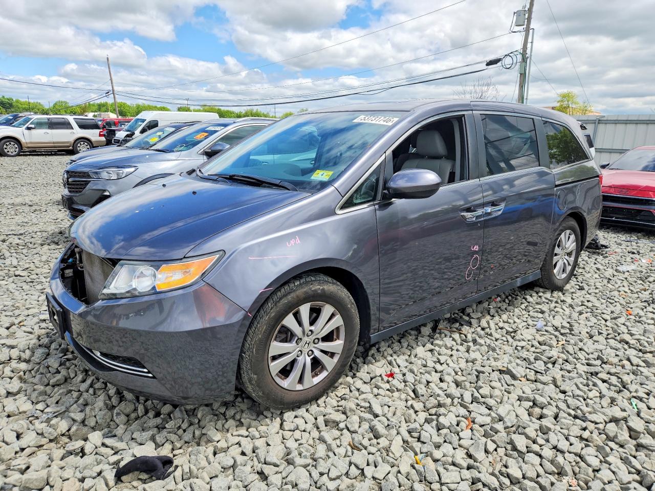 Salvage Honda Odyssey Image