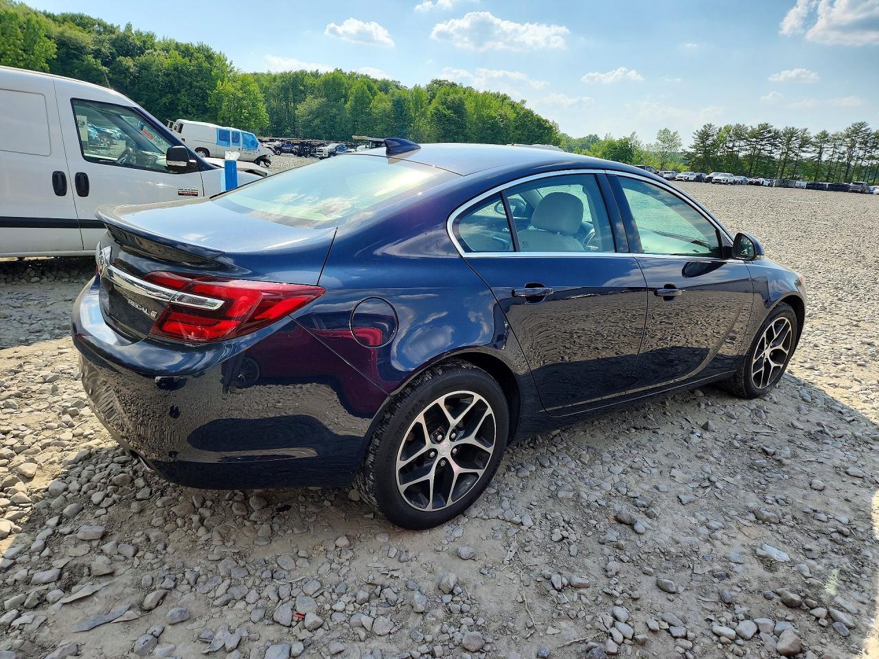 Buick Regal Sport Touring