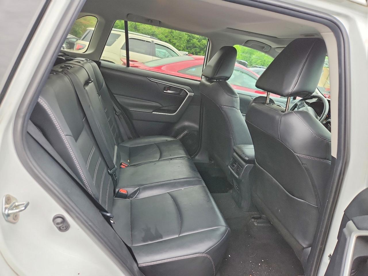 Toyota RAV4 Xle Premium
