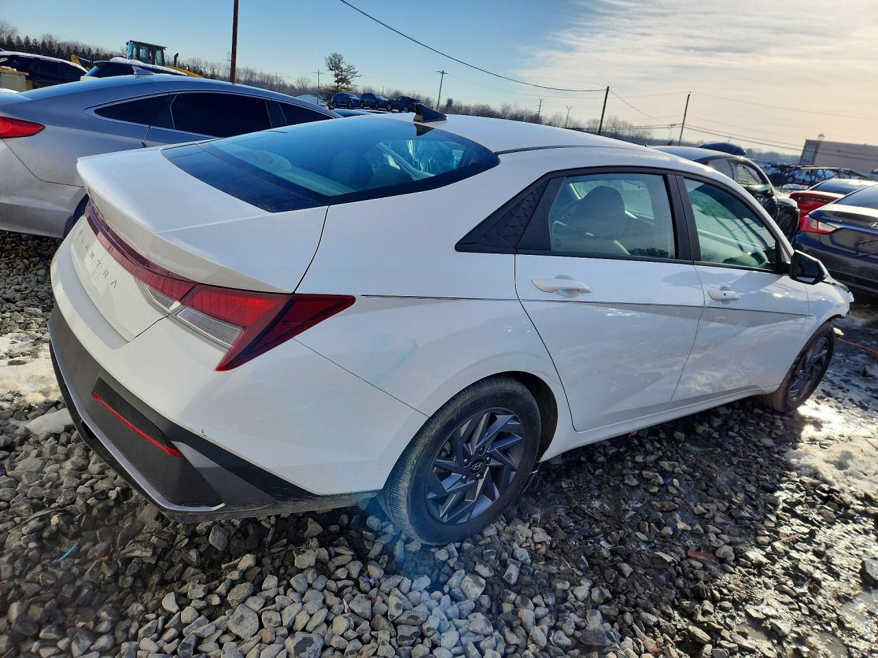Hyundai ELANTRA Sel