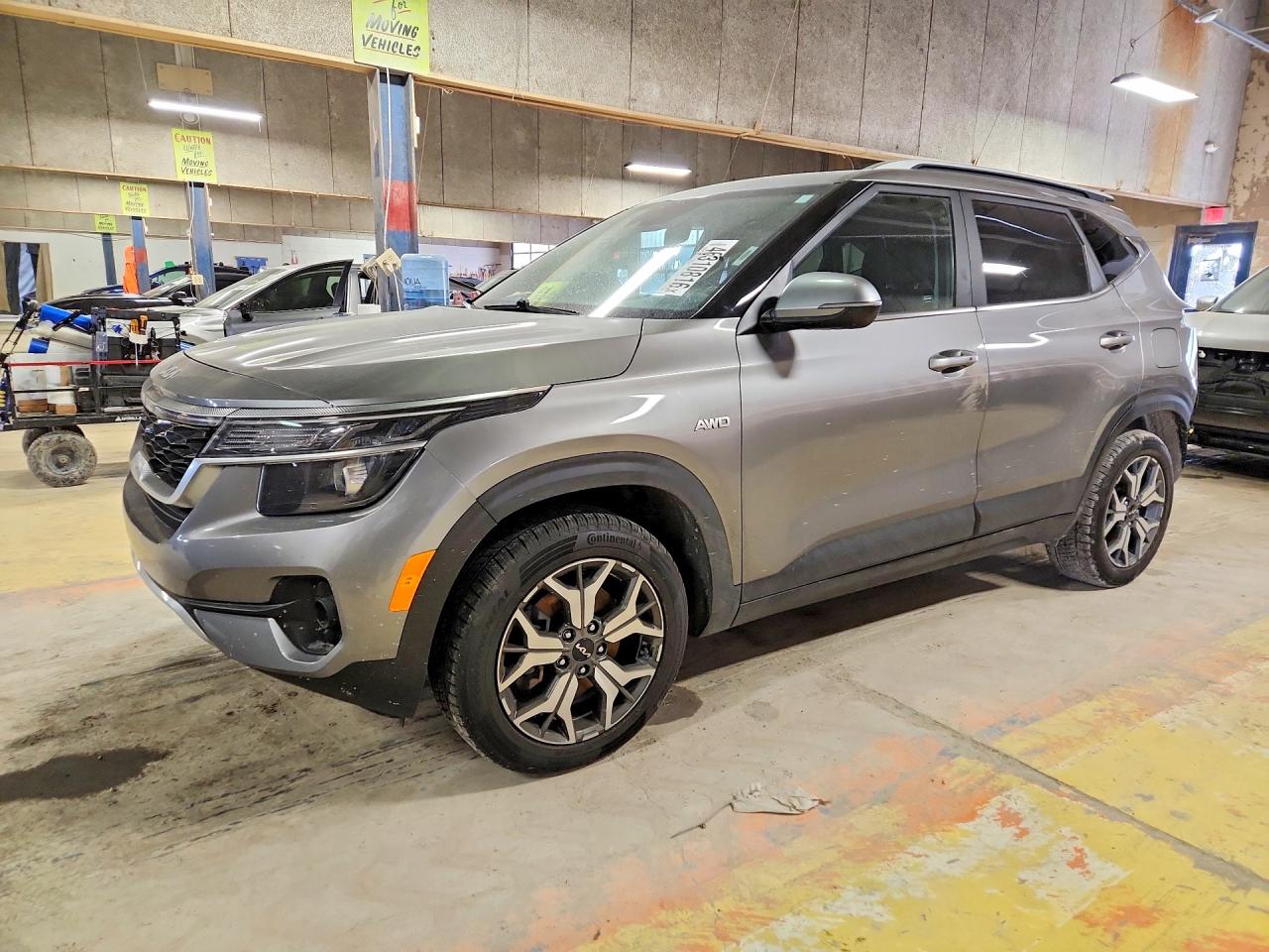 Salvage Kia Seltos Image