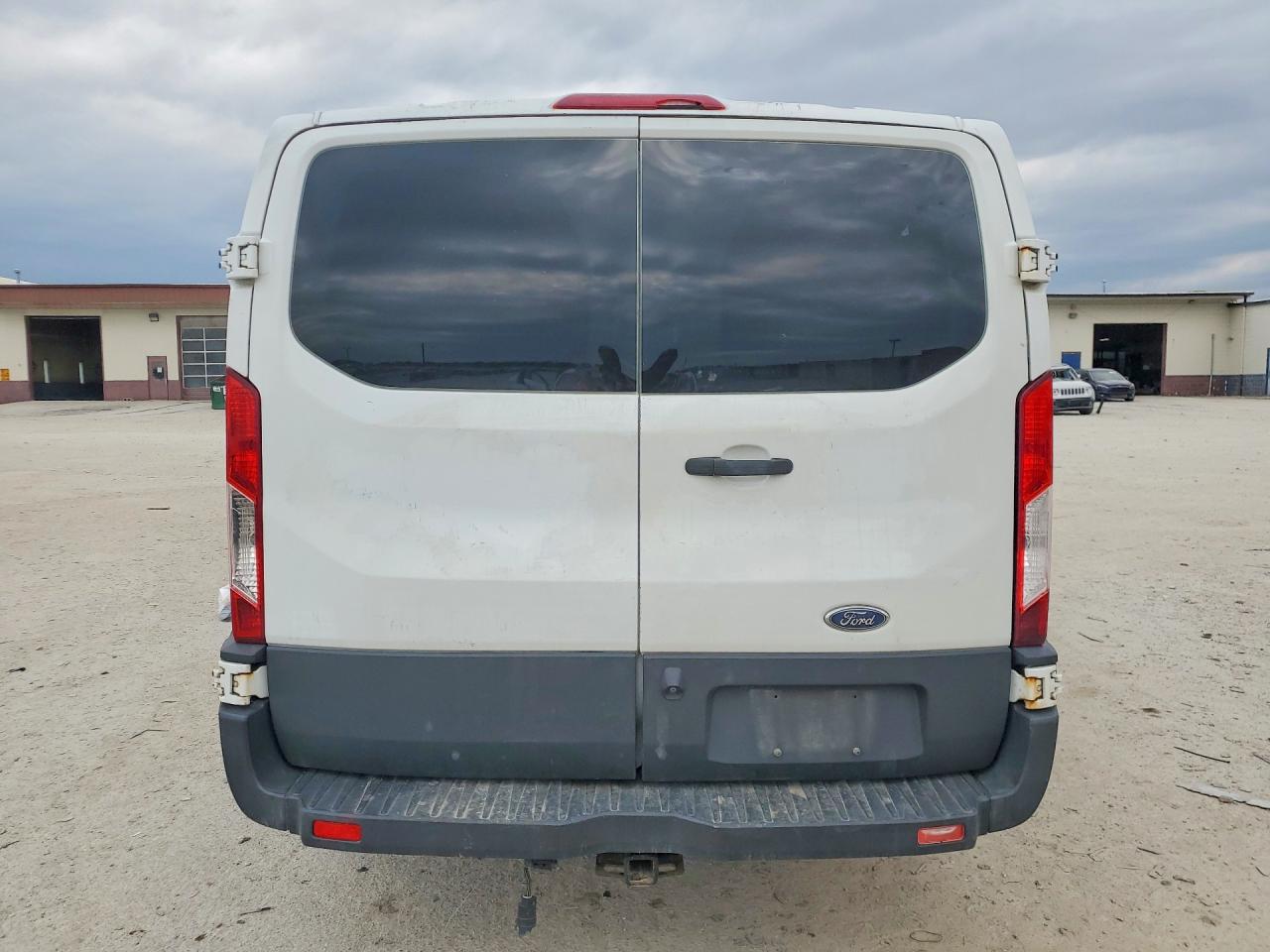 Ford Transit T-250