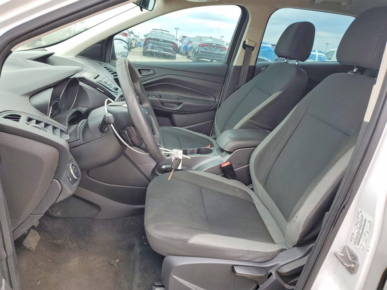 Ford Escape S