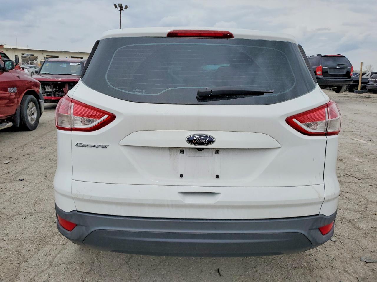 Ford Escape S