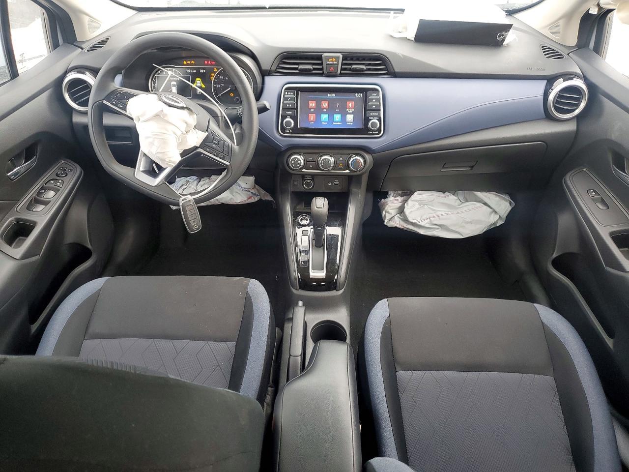 Nissan Versa Sv
