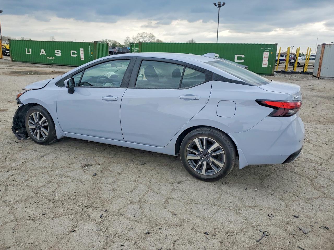 Nissan Versa Sv