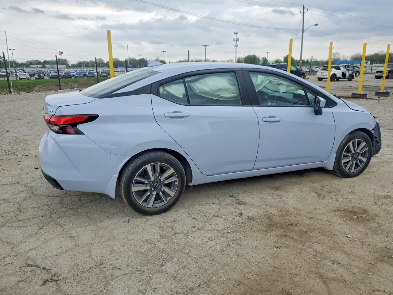 Nissan Versa Sv