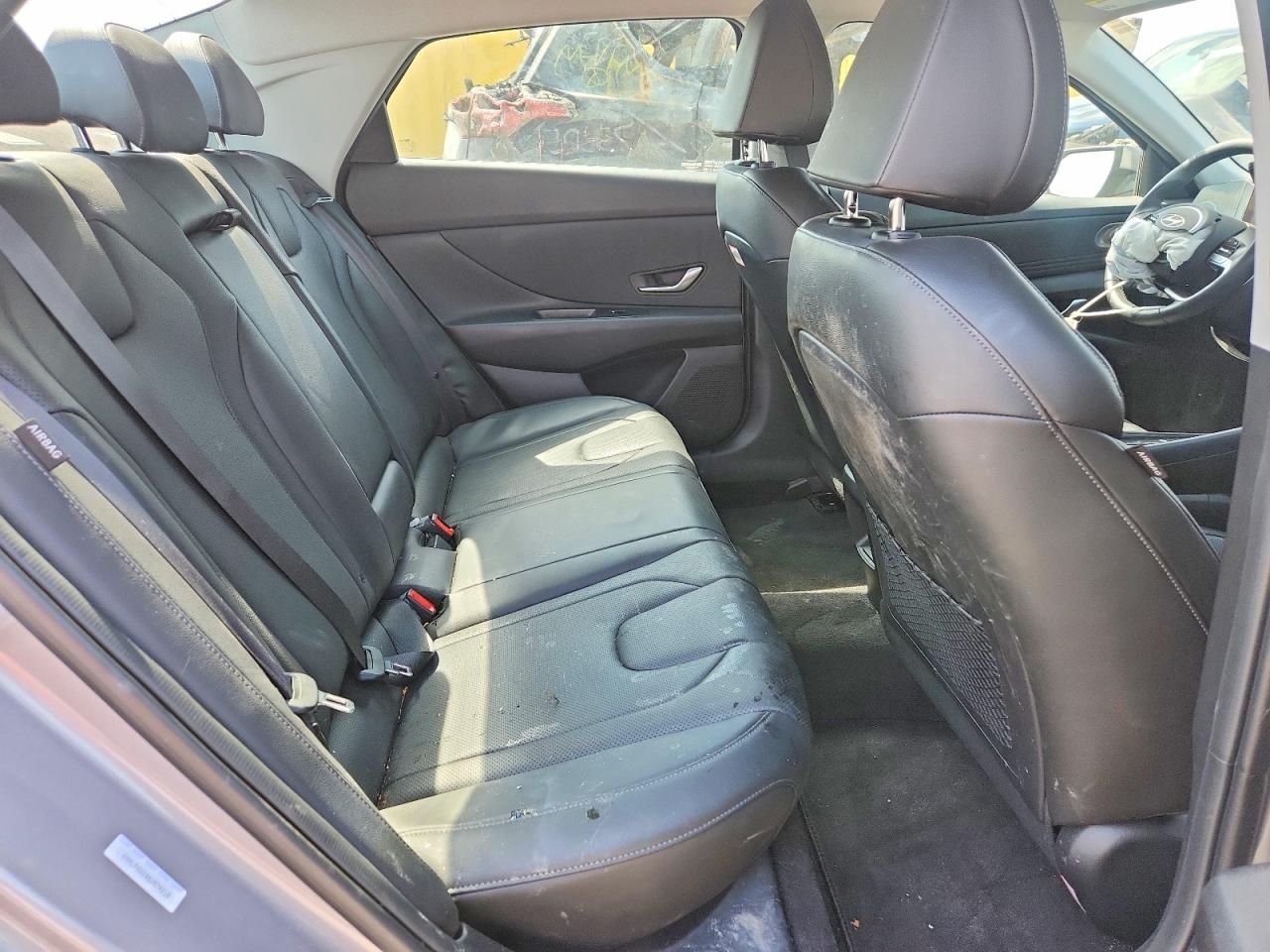 Hyundai ELANTRA Limited