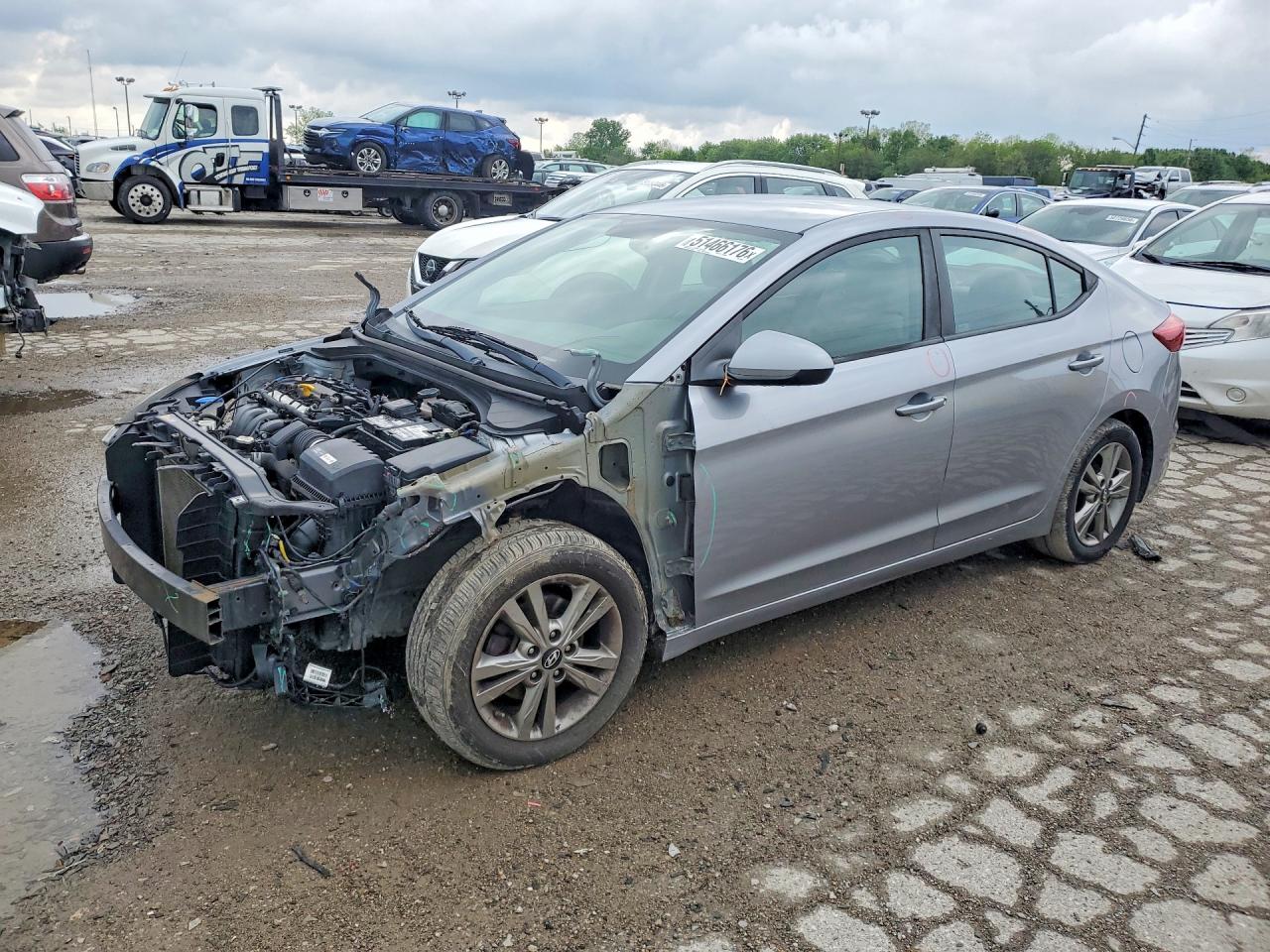 Salvage Hyundai ELANTRA Image