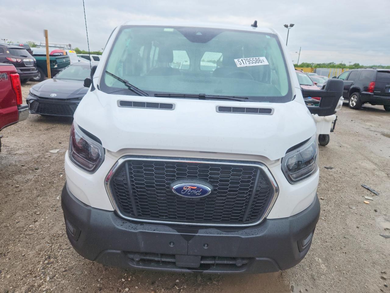 Ford Transit T-250