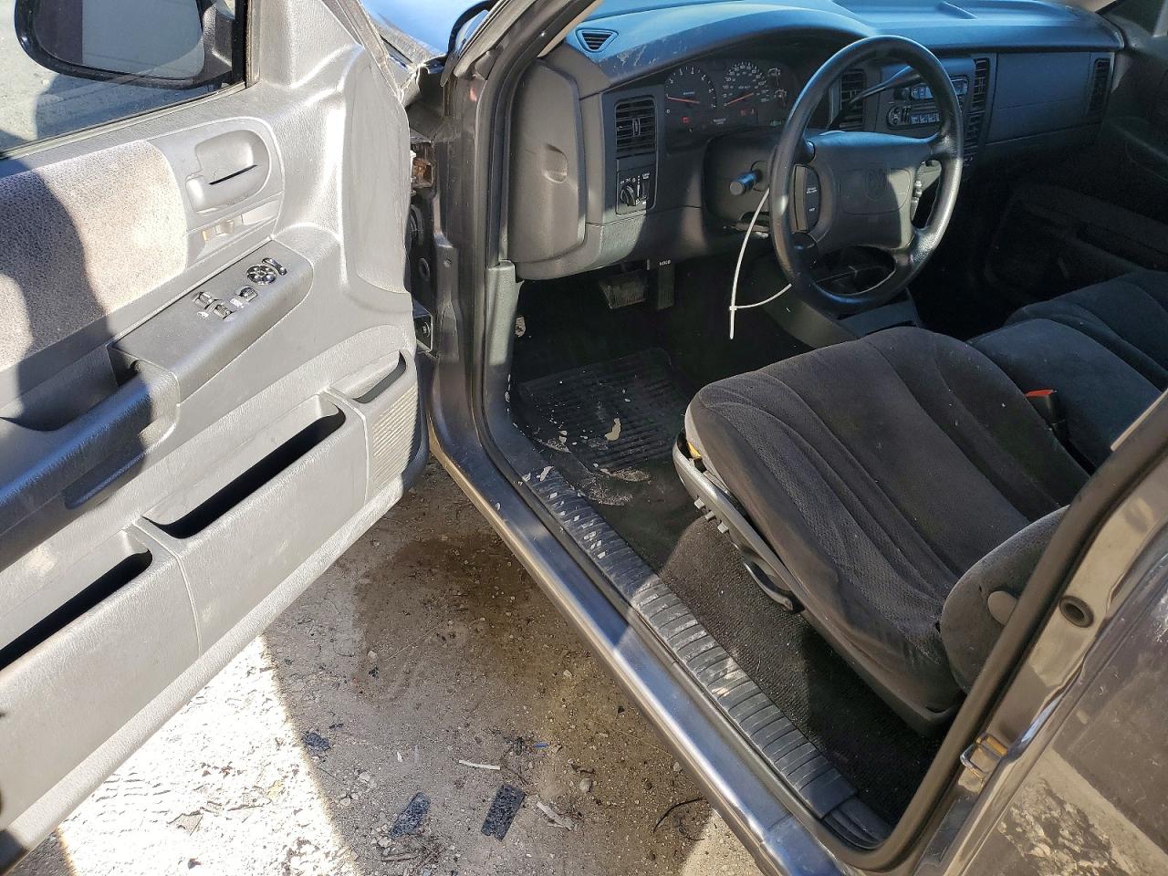 Dodge Dakota Slt
