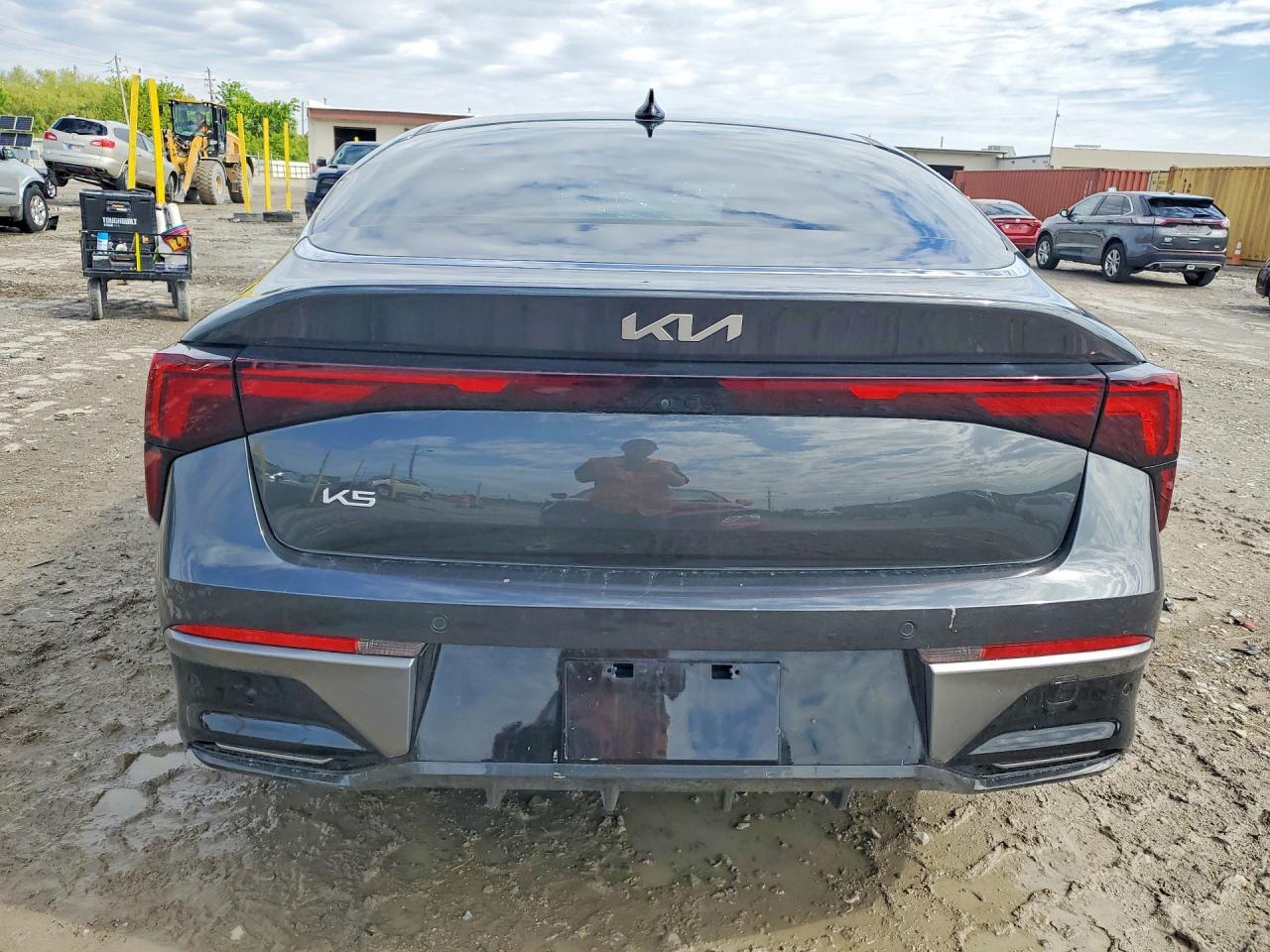 Kia K5 Lxs