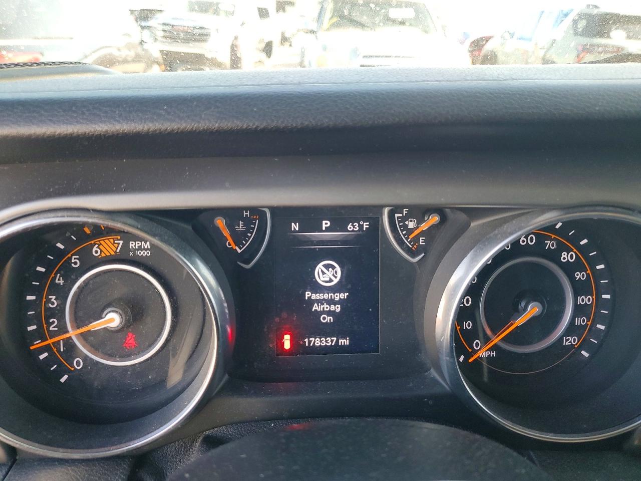 Jeep Wrangler Sport
