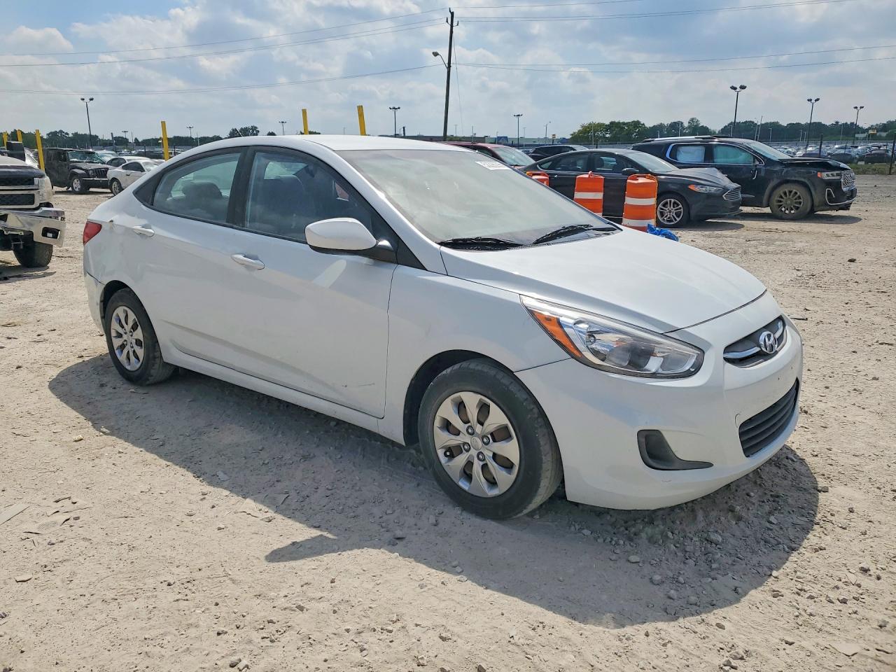 Hyundai ACCENT Se
