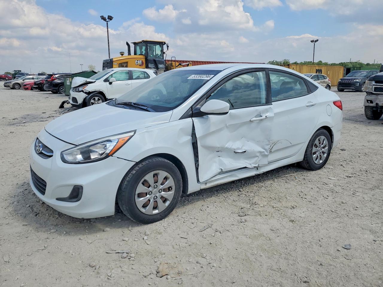 Salvage Hyundai ACCENT Image