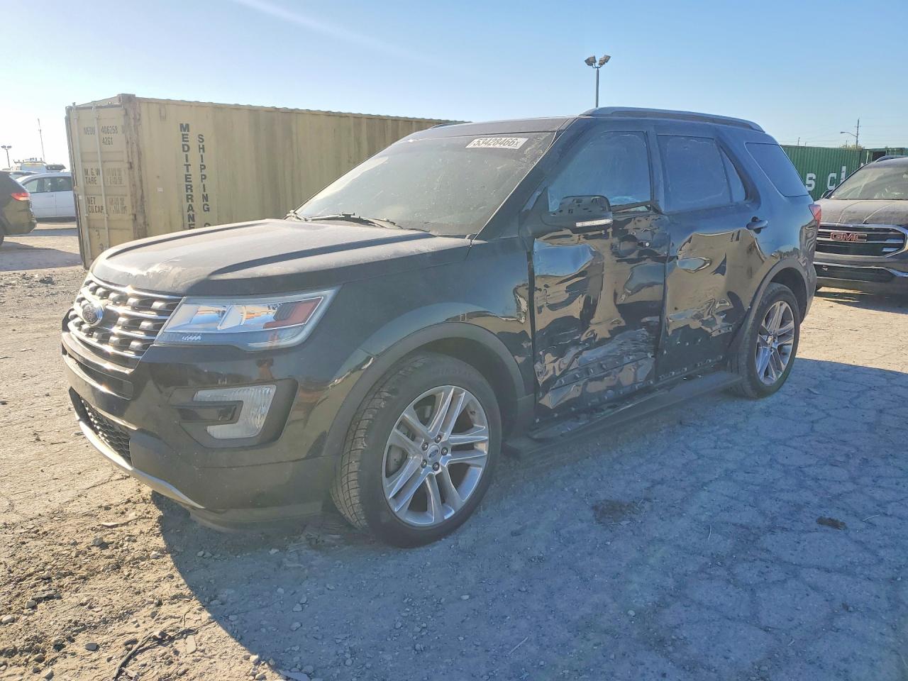 Salvage Ford Explorer Image