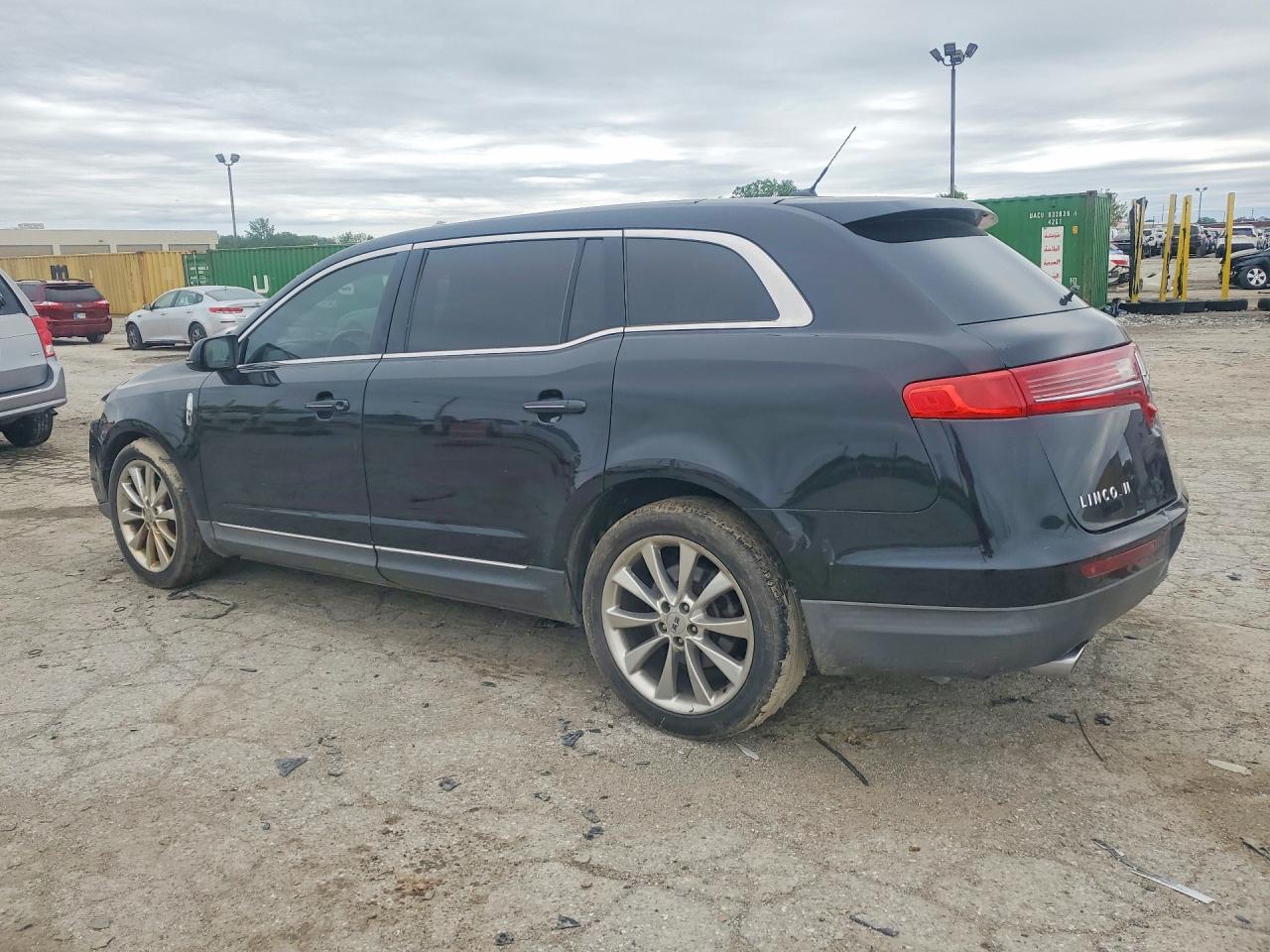 Lincoln MKT