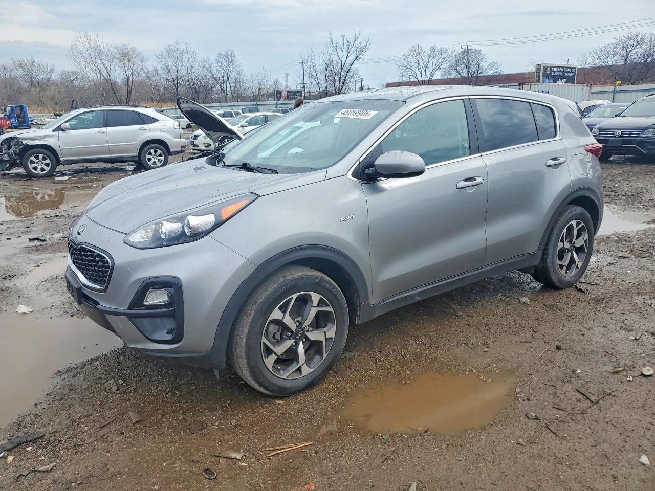Salvage Kia Sportage Image