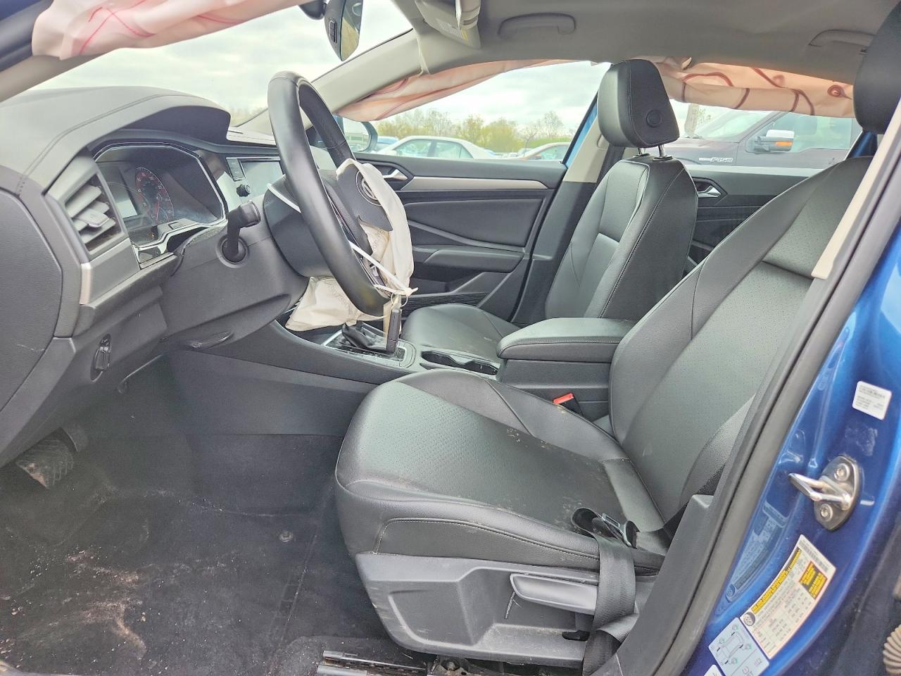 Volkswagen Jetta S