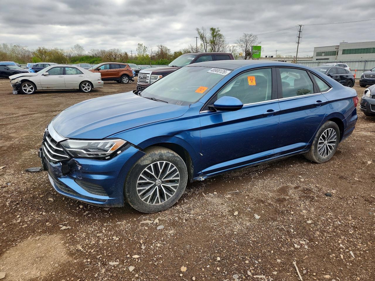 Salvage Volkswagen Jetta Image