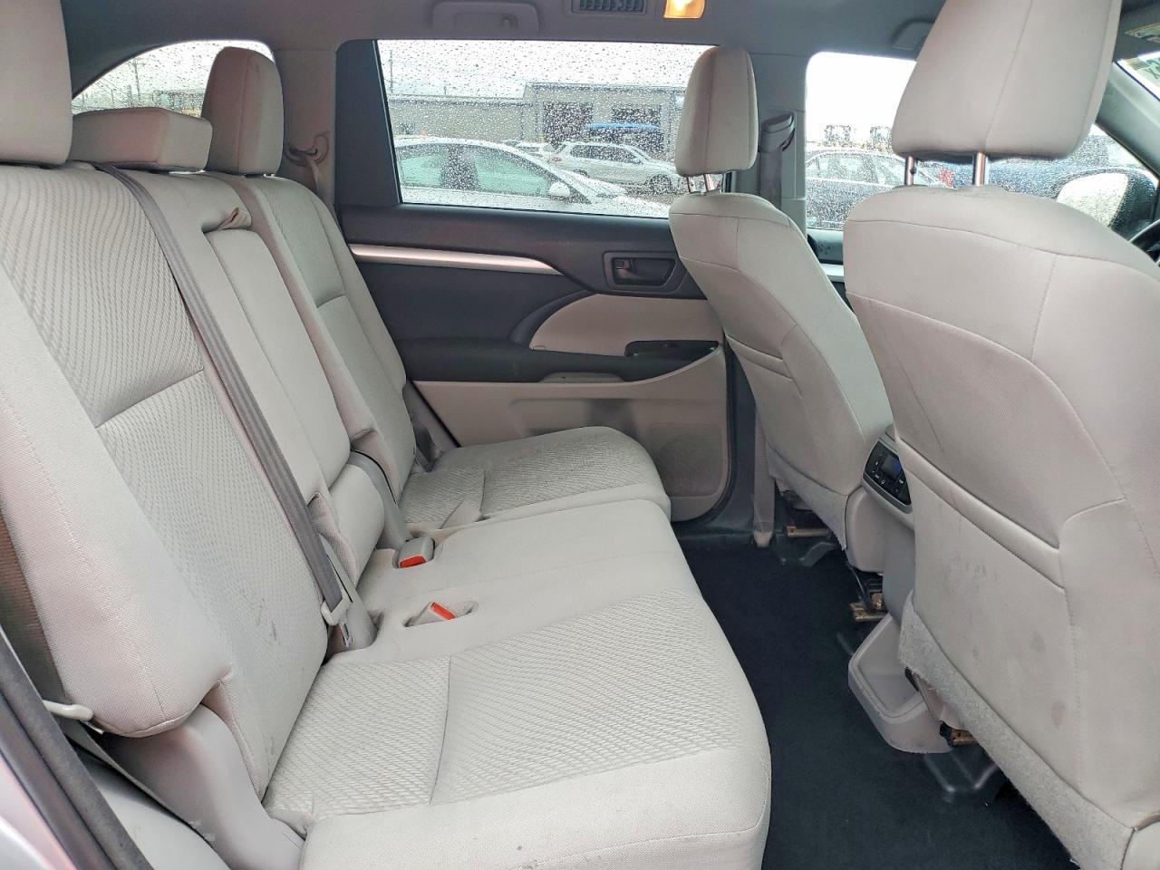 Toyota Highlander Le