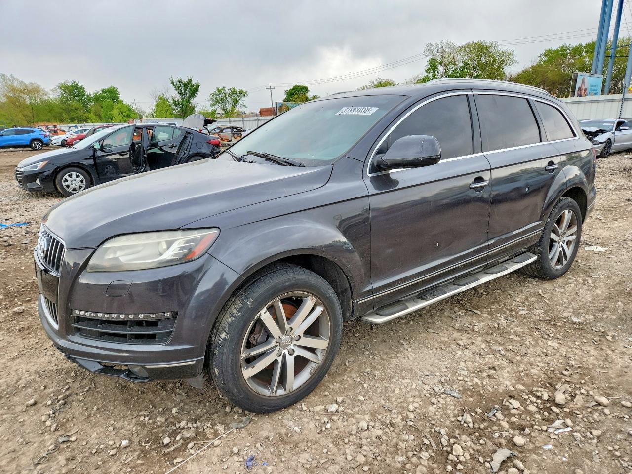 Salvage Audi Q7 Image