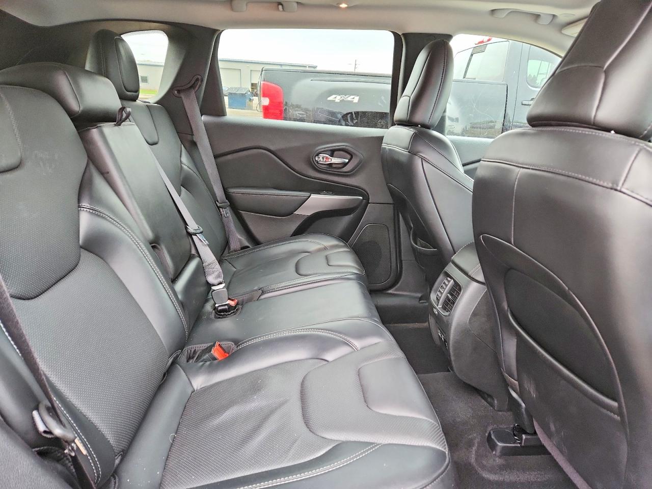 Jeep Grand Cherokee Latitude Lux