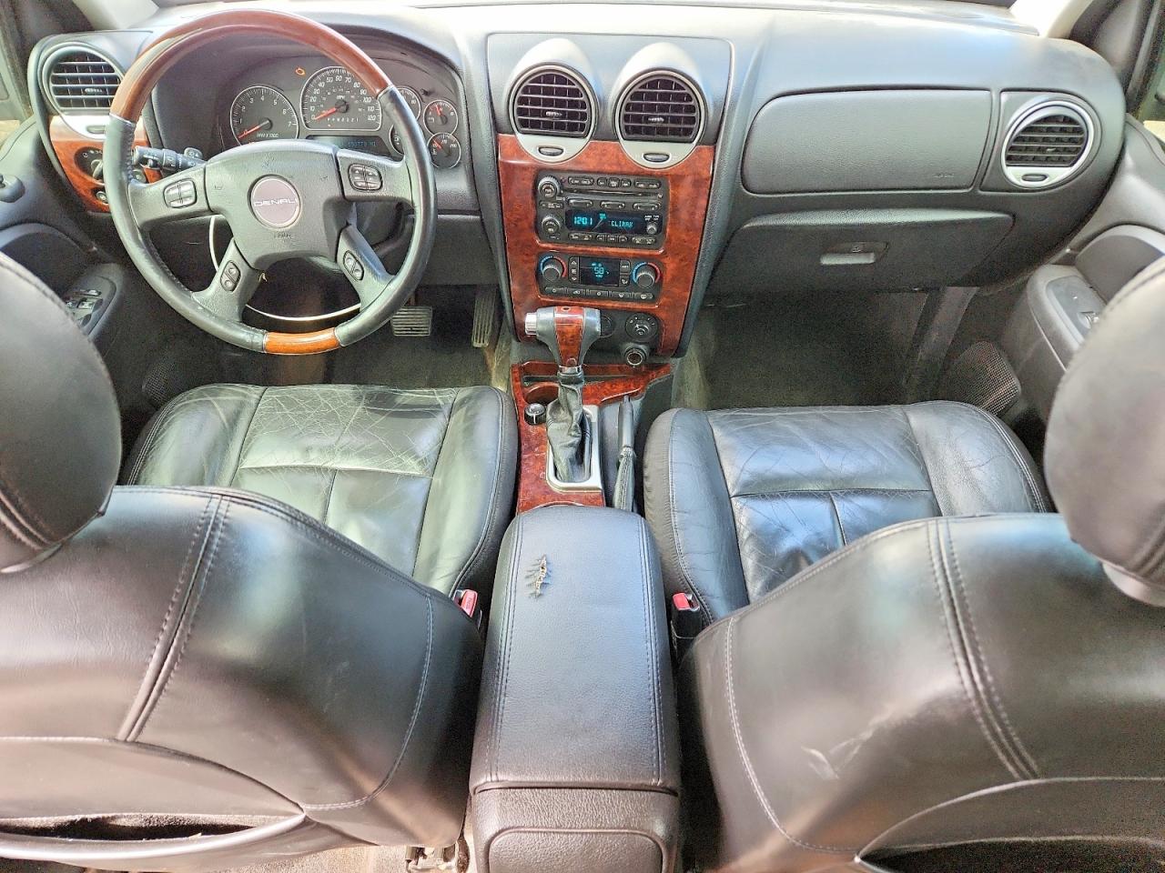 GMC Envoy Denali Xl