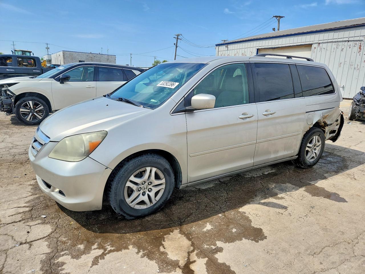 Salvage Honda Odyssey Image
