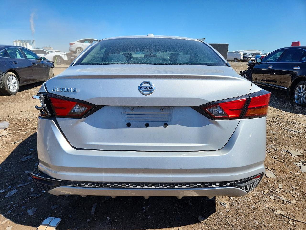 Nissan Altima S